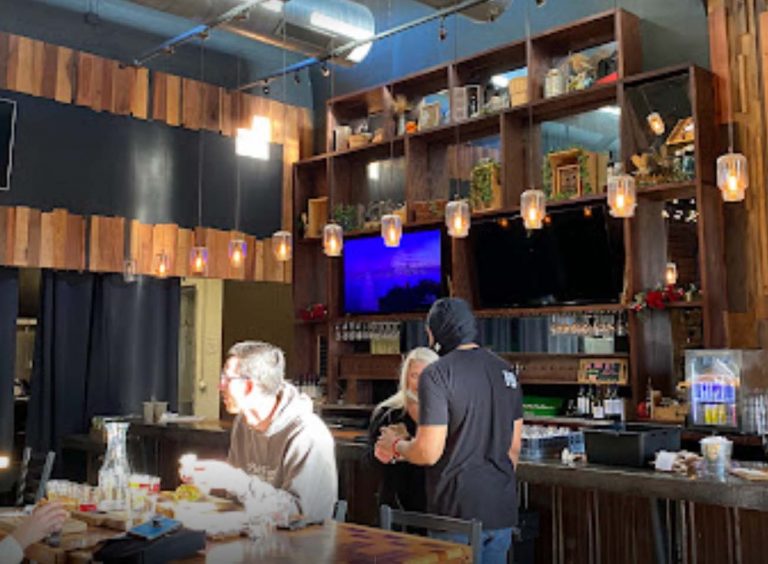 heist taproom 768x564