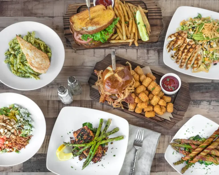 Basico Bistro Cafe 1 768x614