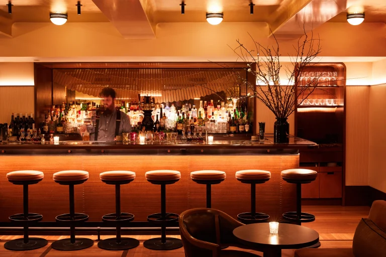 Evening Bar 1 768x512