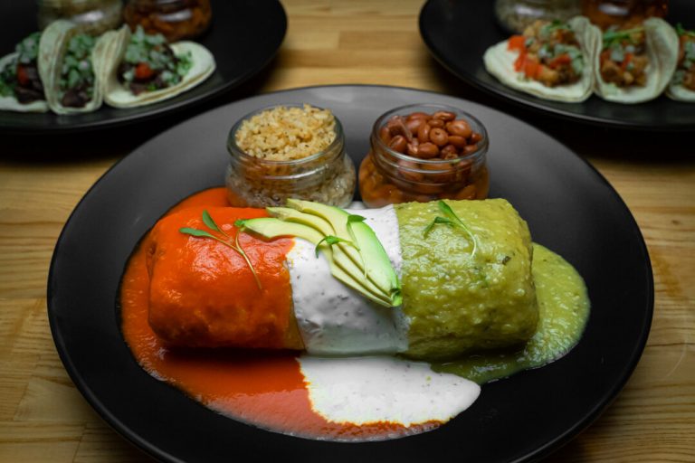 El Luchador 1 768x512