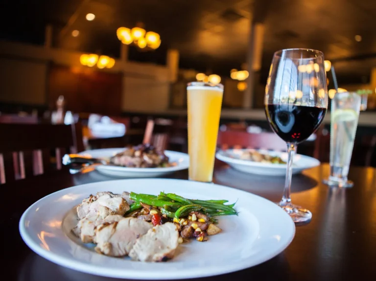 Twelve Restaurant Bar 2 768x573