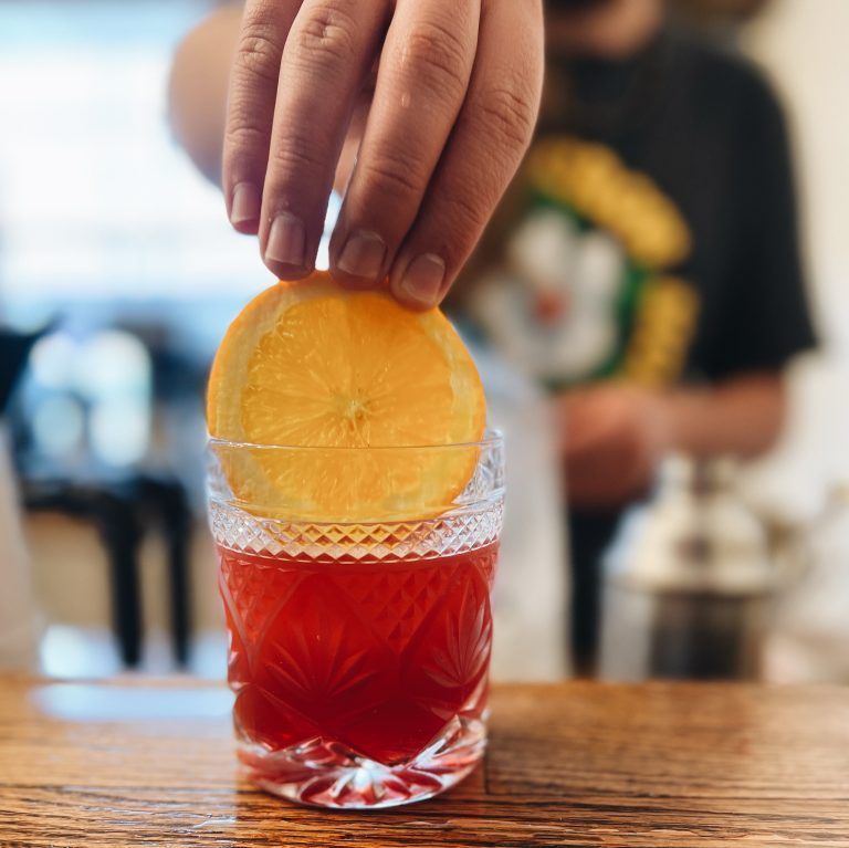 56653F72 864B 4CCB 8446 906C22E92443 768x767