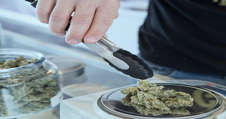 THC flowers2 768x404